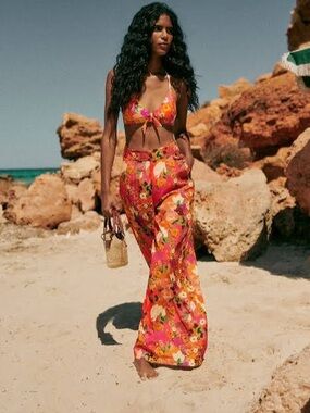 NWT - Sezane Azzio pants in Clayfloral print - size 36 or US 4